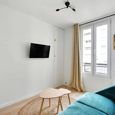 Tatil Evi Small And Modern Apartment 11Rd Paris Paris